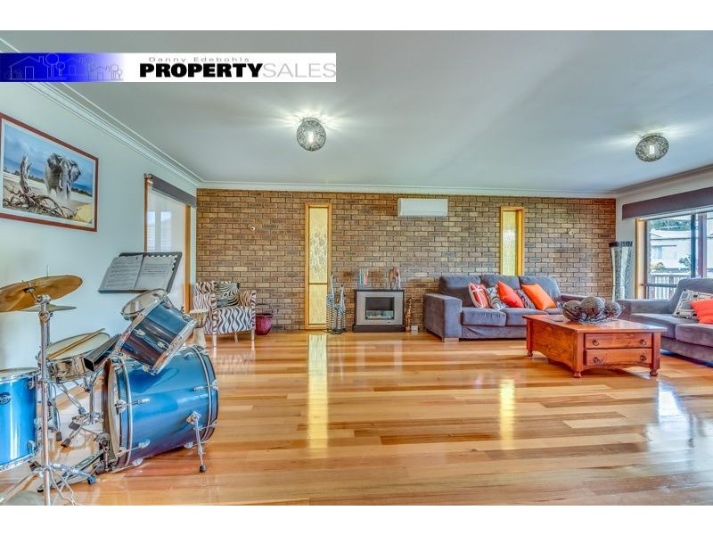 1 Cross Street, Newborough VIC 3825