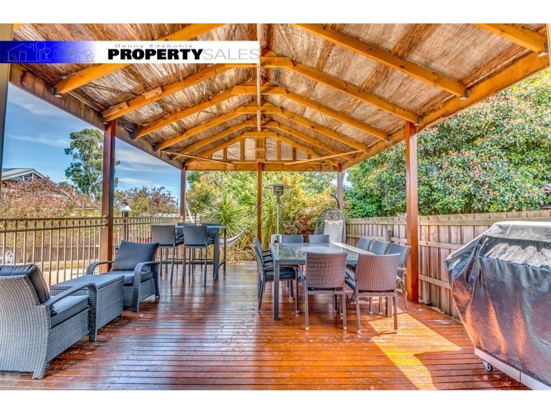 1 Cross Street, Newborough VIC 3825
