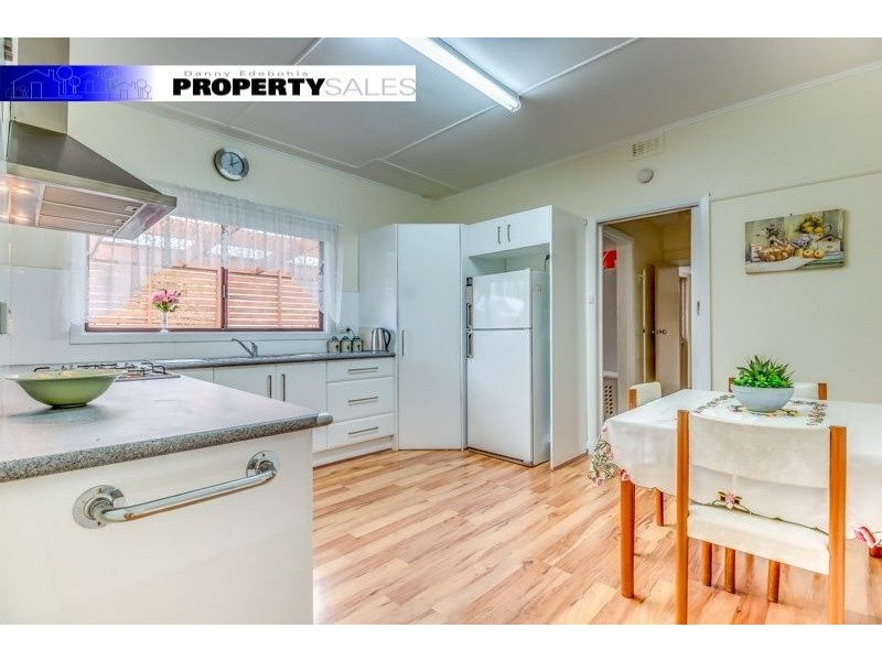 8 Kent Street, Moe VIC 3825