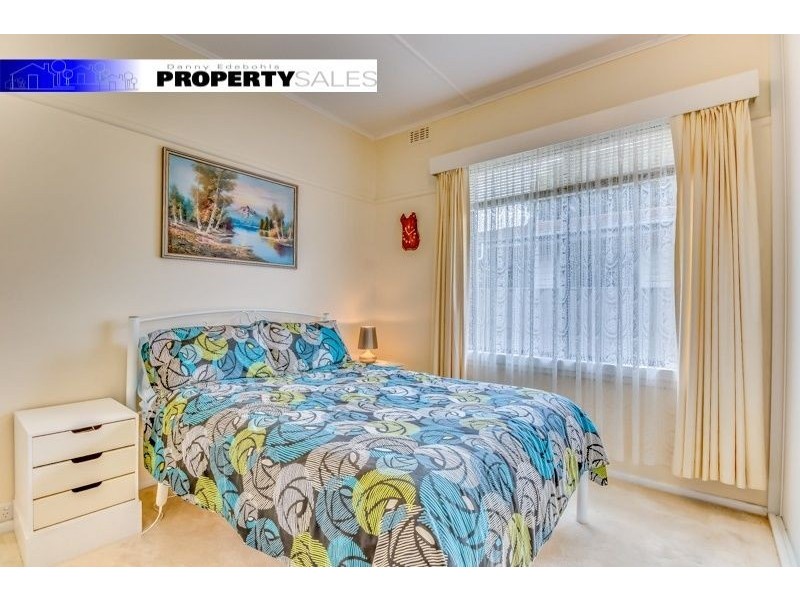 8 Kent Street, Moe VIC 3825