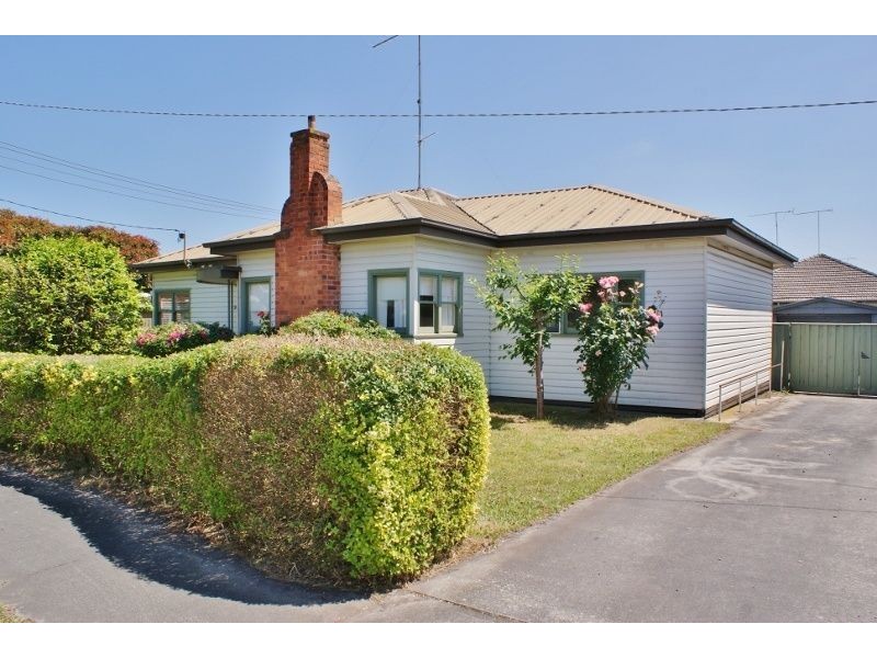 20 York Street, Moe VIC 3825