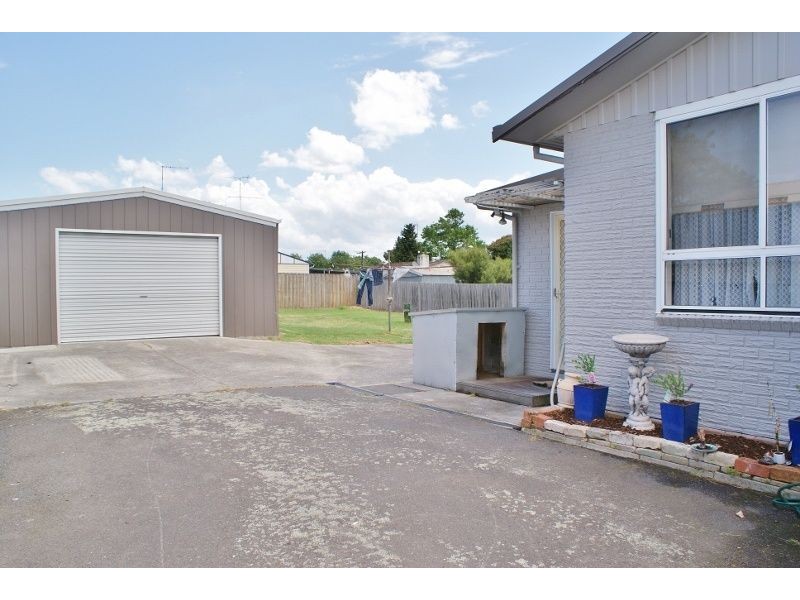 5 Delburn Street, Newborough VIC 3825