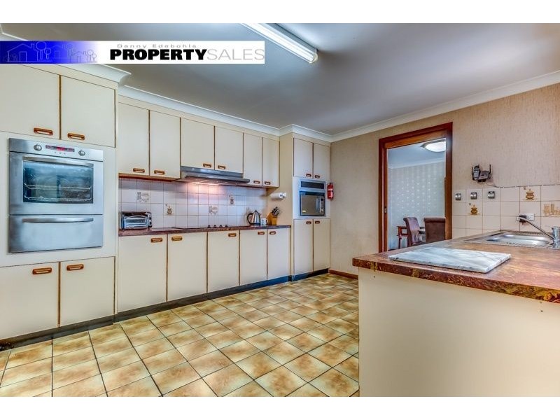 55 Yasmin Drive, Hernes Oak VIC 3825