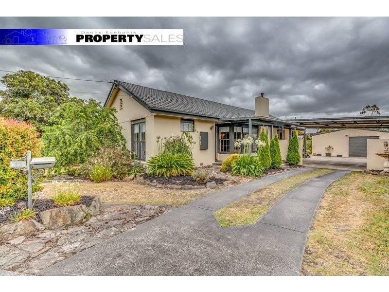 12 Paisley Street, Newborough VIC 3825