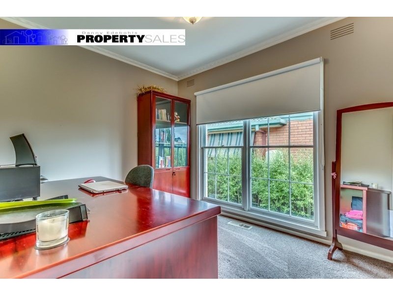 12 Paisley Street, Newborough VIC 3825