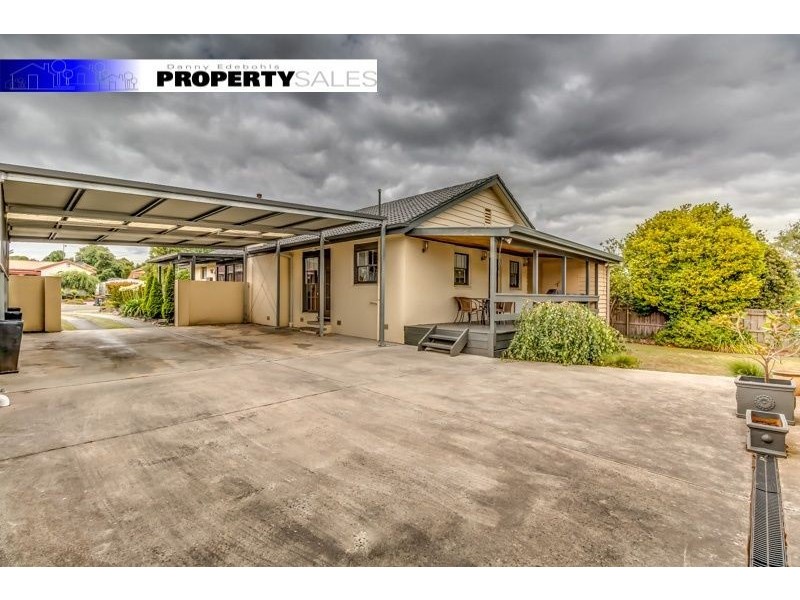 12 Paisley Street, Newborough VIC 3825