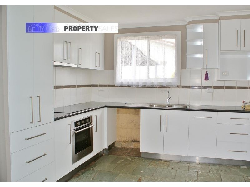 18 Ellinbank Street, Newborough VIC 3825