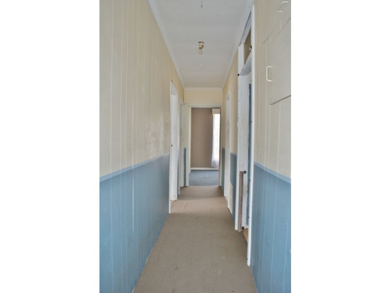 18 Ellinbank Street, Newborough VIC 3825