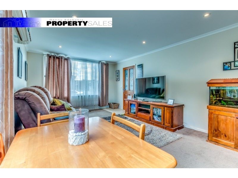 38 Boolarra Avenue, Newborough VIC 3825