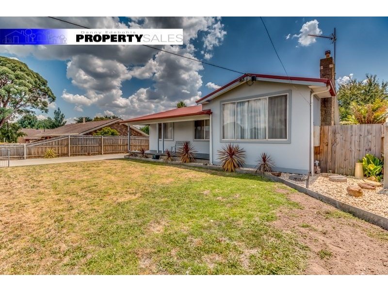 38 Boolarra Avenue, Newborough VIC 3825
