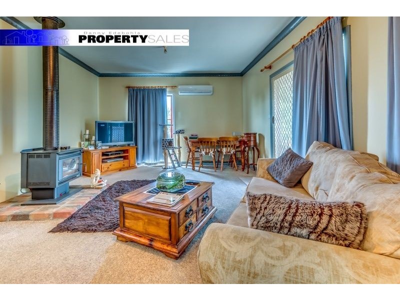 9 Cross Street, Newborough VIC 3825