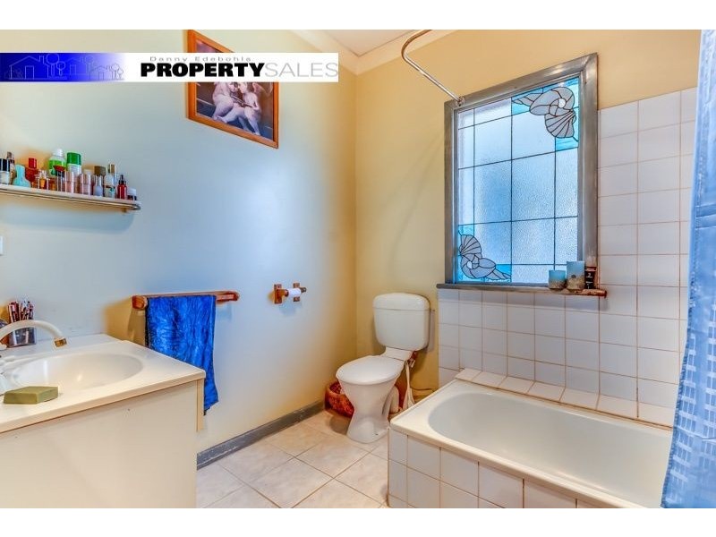 9 Cross Street, Newborough VIC 3825