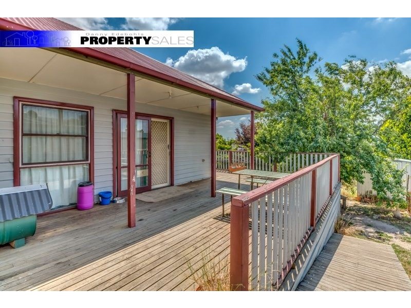 9 Cross Street, Newborough VIC 3825