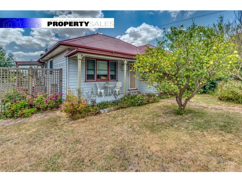 9 Cross Street, Newborough VIC 3825