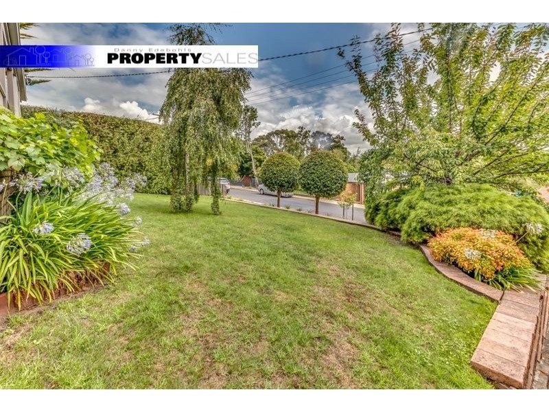 36 Smallburn Avenue, Newborough VIC 3825