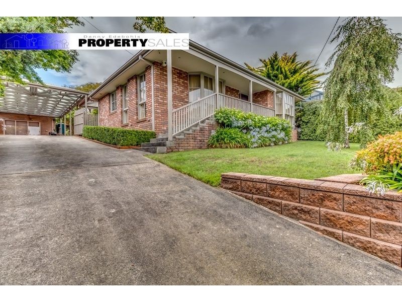 36 Smallburn Avenue, Newborough VIC 3825