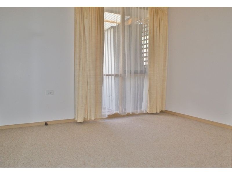 1/15 Burrage Street, Moe VIC 3825