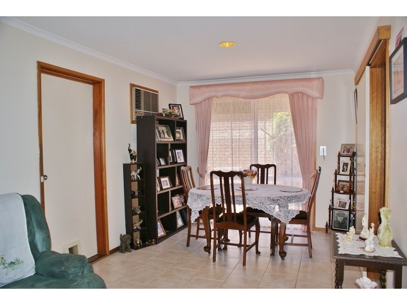 1/4 Centenary Drive, Trafalgar VIC 3824