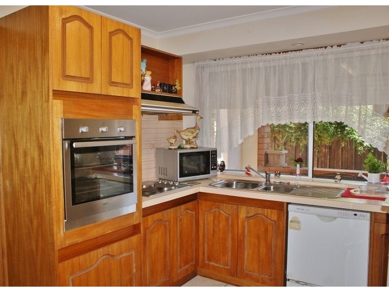 1/4 Centenary Drive, Trafalgar VIC 3824