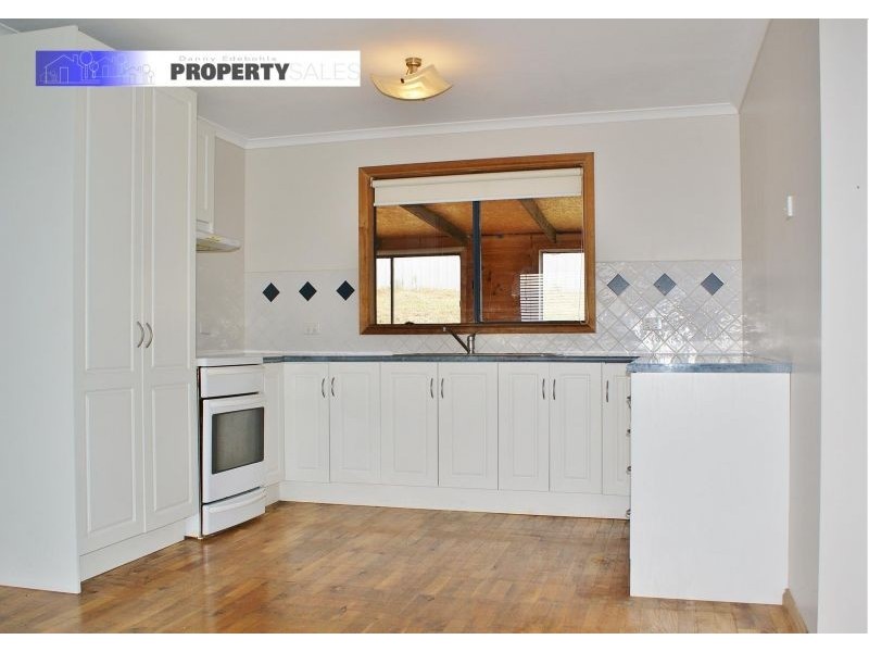 27 Hazelwood Street, Trafalgar East VIC 3824