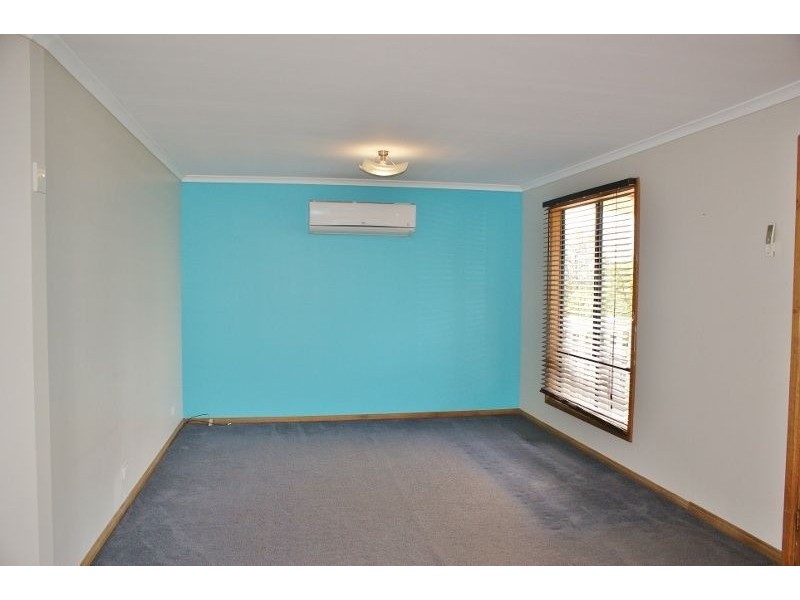 27 Hazelwood Street, Trafalgar East VIC 3824