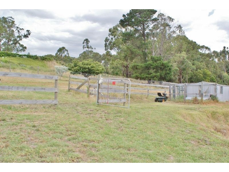 27 Hazelwood Street, Trafalgar East VIC 3824