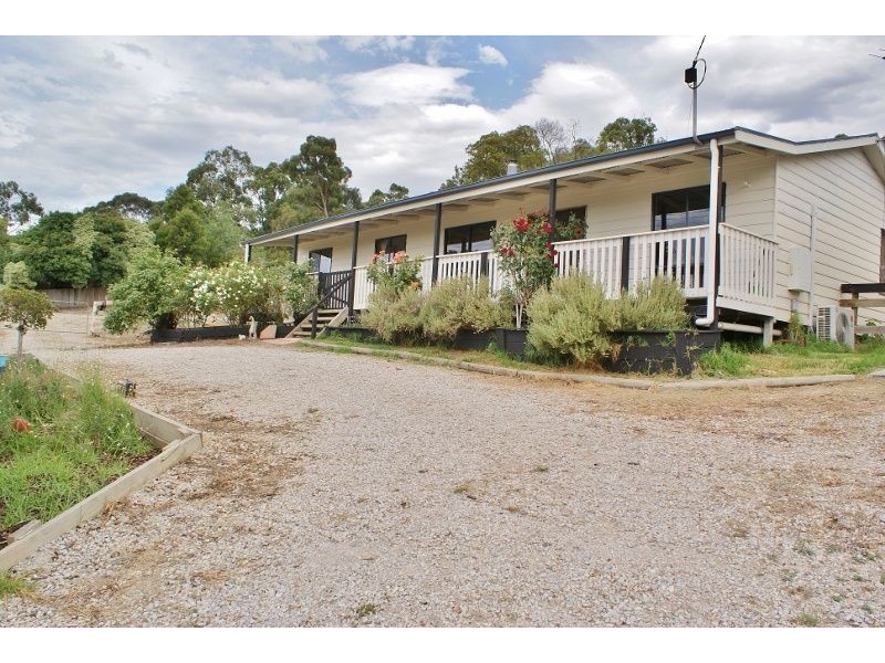 27 Hazelwood Street, Trafalgar East VIC 3824