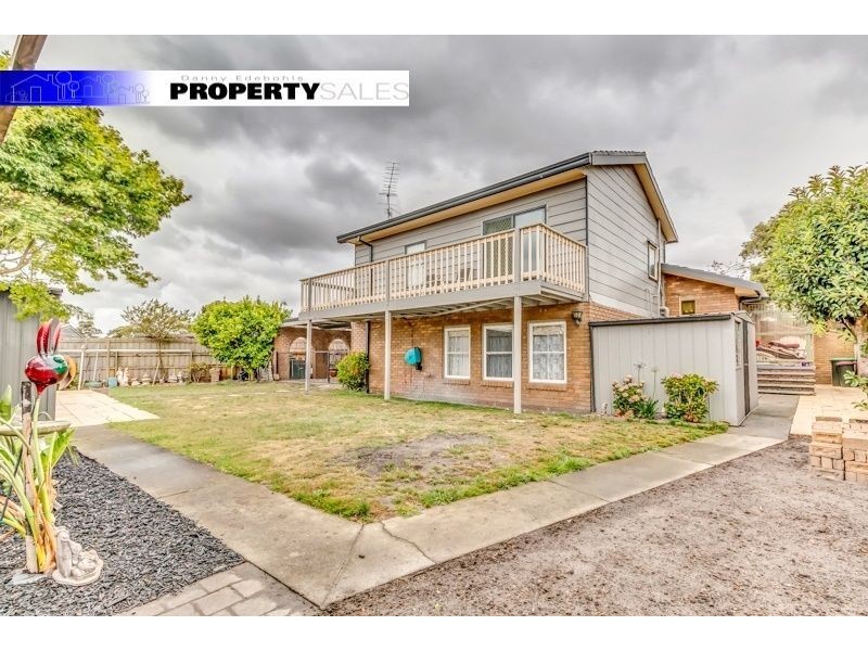 9 Avon Court, Newborough VIC 3825