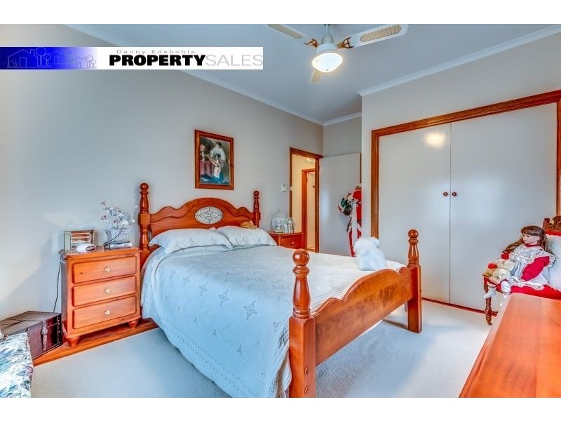 9 Avon Court, Newborough VIC 3825