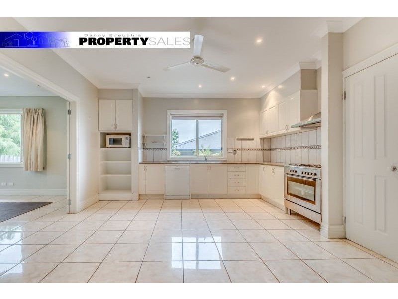 14 Bayley Street, Moe VIC 3825