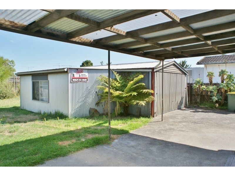 50 Newark Avenue, Newborough VIC 3825