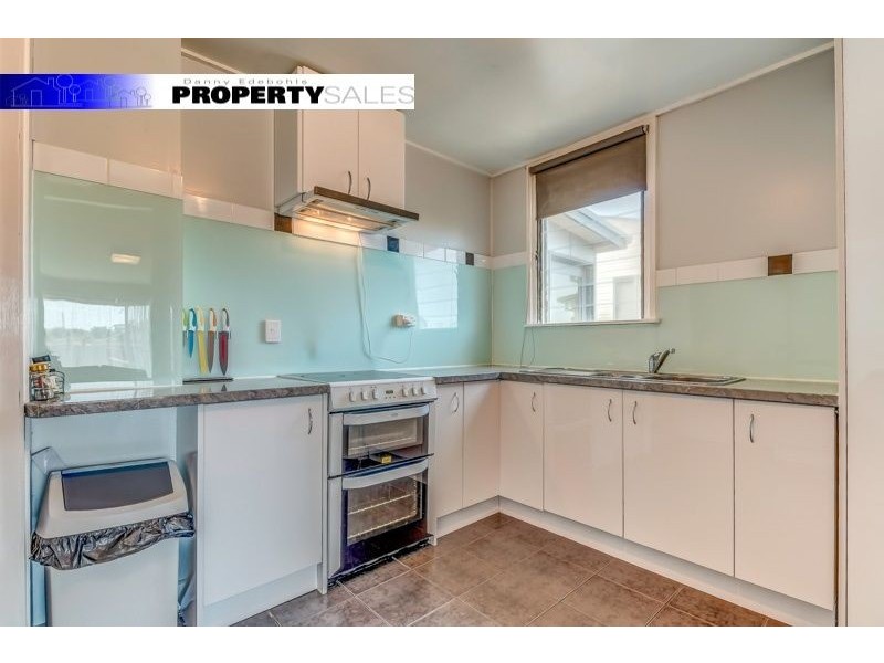 10 Mirboo Street, Newborough VIC 3825