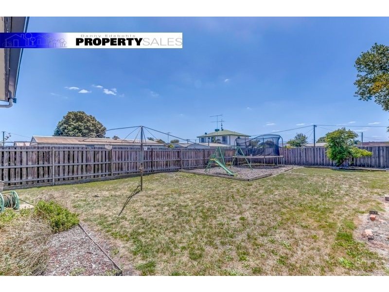 10 Mirboo Street, Newborough VIC 3825