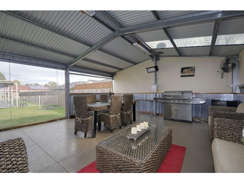 51 Sweetwater Place, Moe VIC 3825