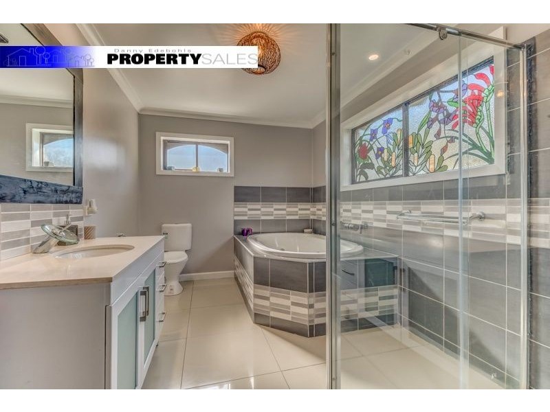 69 Lincoln Street, Moe VIC 3825