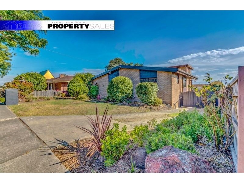 69 Lincoln Street, Moe VIC 3825