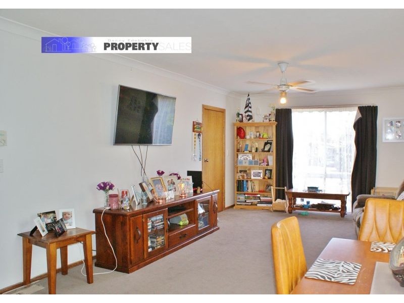 43 Boolarra Avenue, Newborough VIC 3825