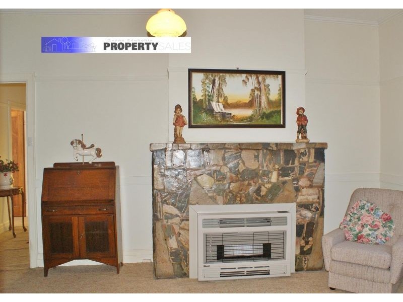 8 View Street, Moe VIC 3825