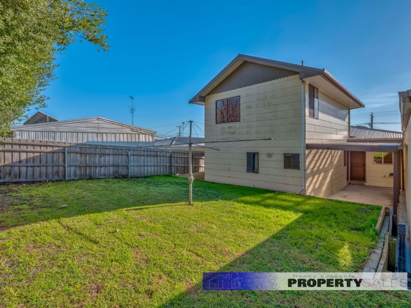 27 Margaret Street, Moe VIC 3825