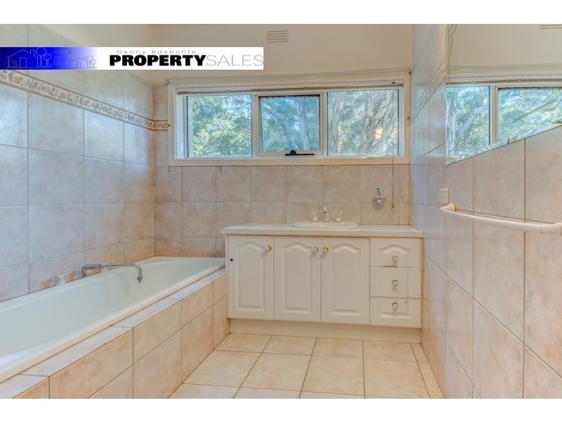 58 Coalville Road, Moe VIC 3825