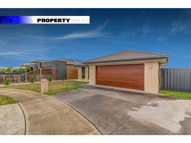 017 Leadbeater Mews, Newborough VIC 3825