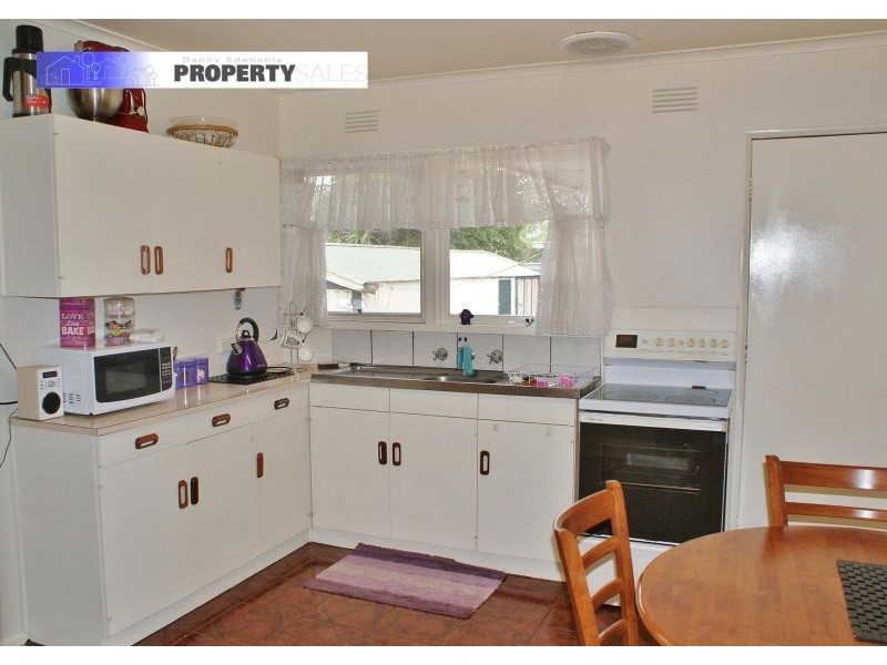 33 Northern Avenue, Newborough VIC 3825