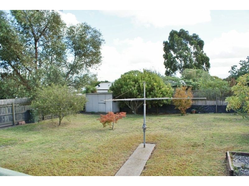 2 Richard Street, Moe VIC 3825