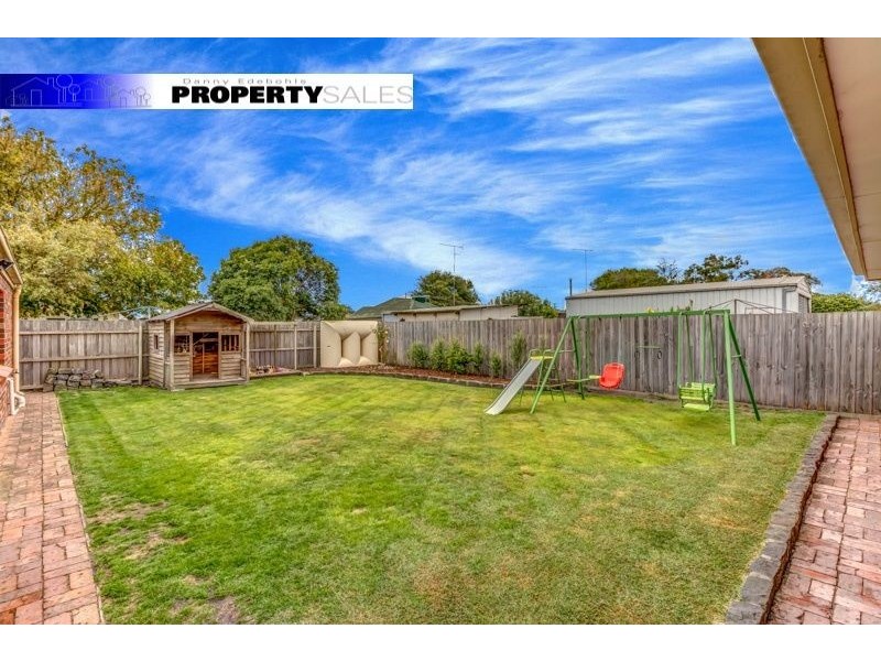 11 May Street, Moe VIC 3825