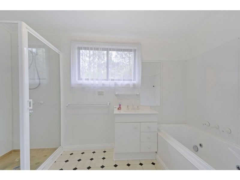 60 Shanahan Parade, Newborough VIC 3825