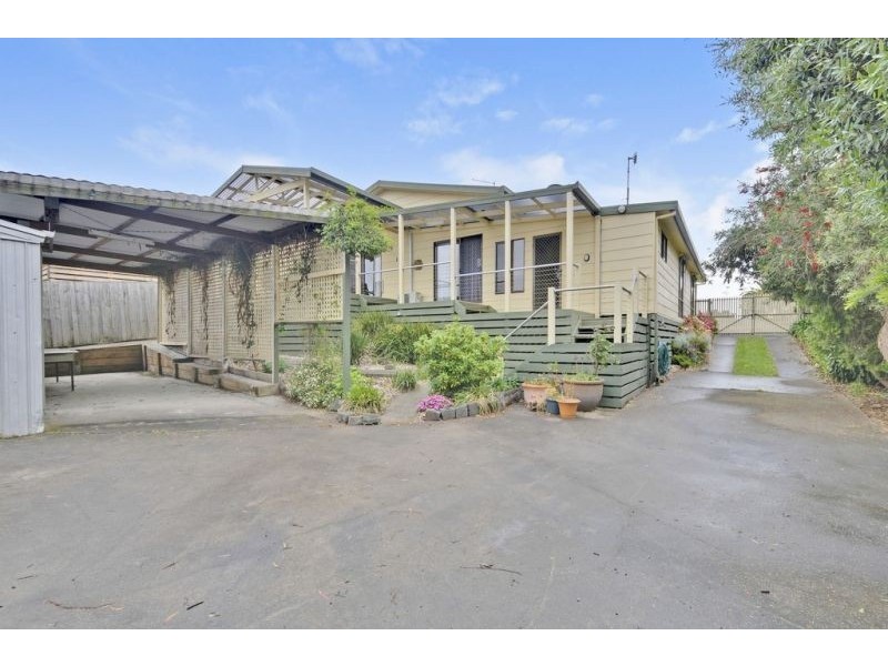 60 Shanahan Parade, Newborough VIC 3825