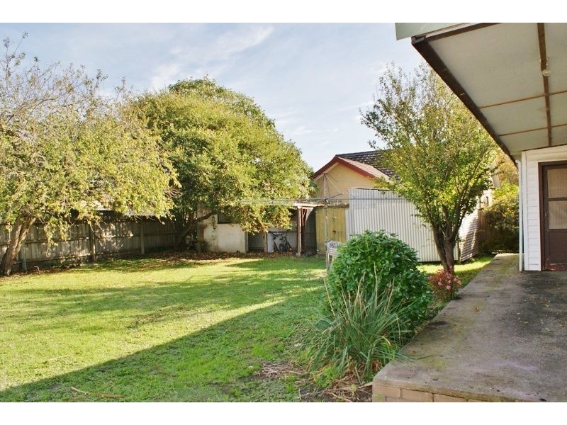 63 Elizabeth Street, Moe VIC 3825