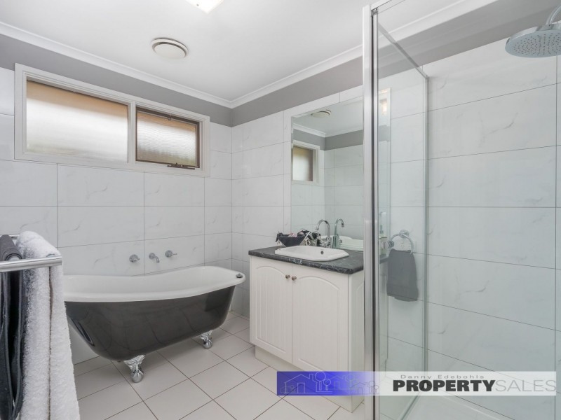122 Southwell Avenue, Newborough VIC 3825