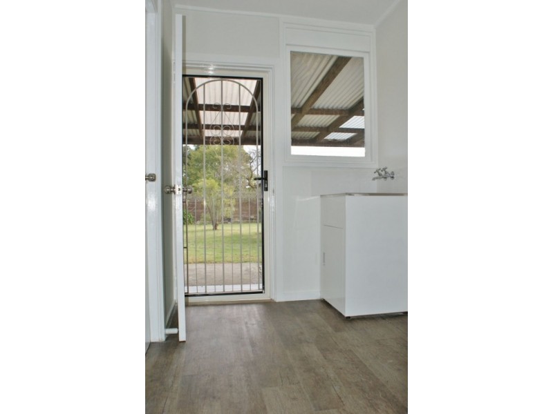 50 Newark Avenue, Newborough VIC 3825