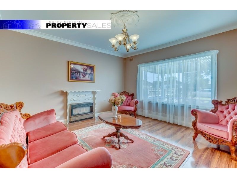 69 Hennessey Street, Moe VIC 3825